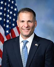 Marcus Molinaro J.